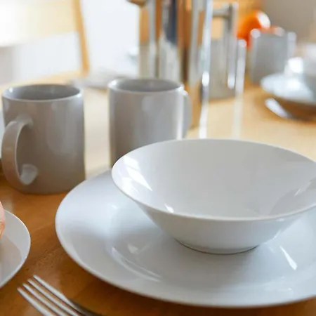 18, The Moorings - Right On The Front - Beautifully Furnished - Light Bright And Airy Apartmán Filey